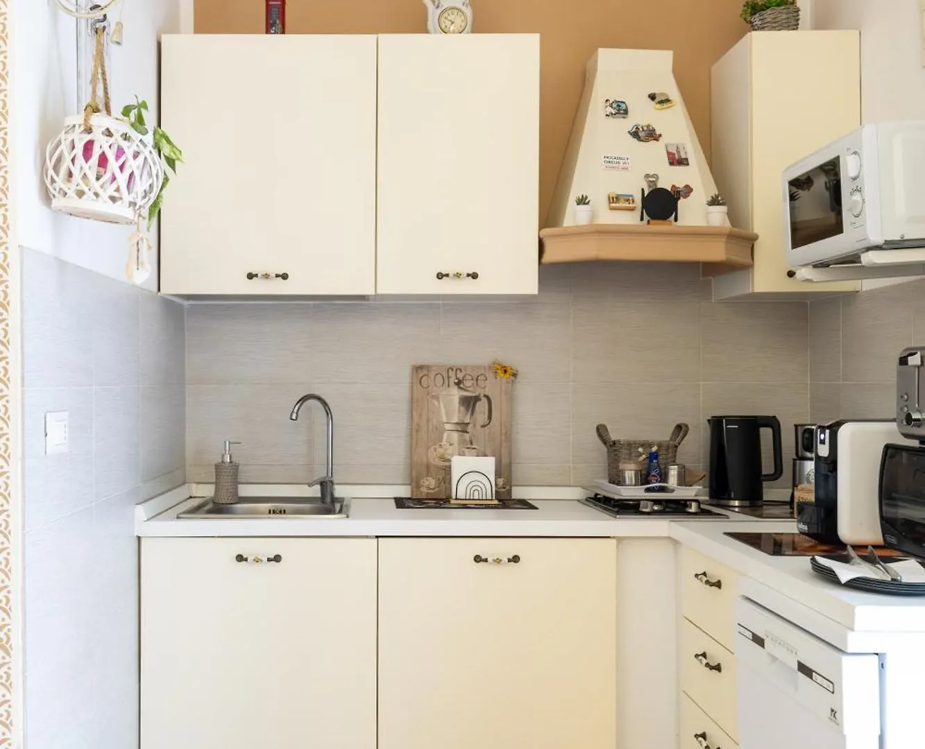 Bed and Breakfast Casa Lollobrigida Ciampino Frühstückspension