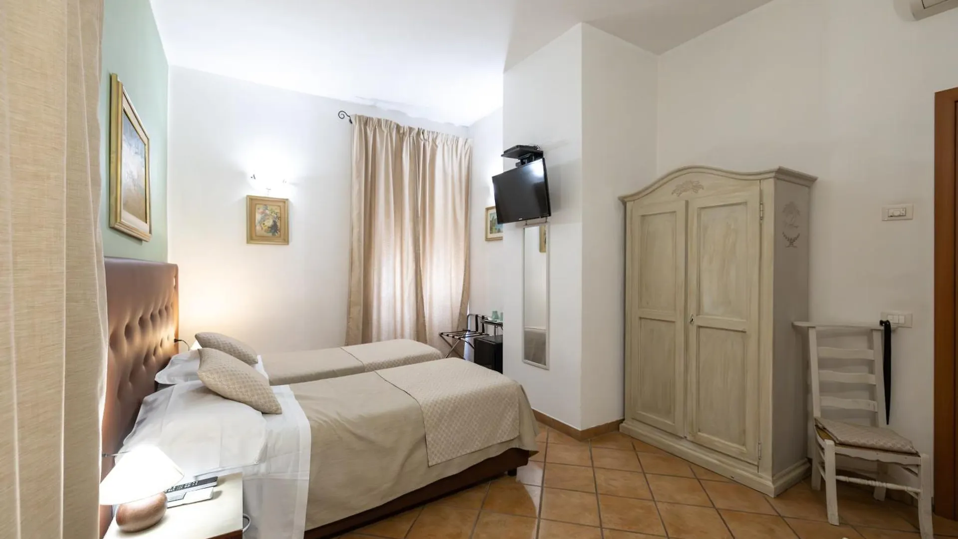 Casa Lollobrigida Bed and Breakfast Ciampino Bed & Breakfast