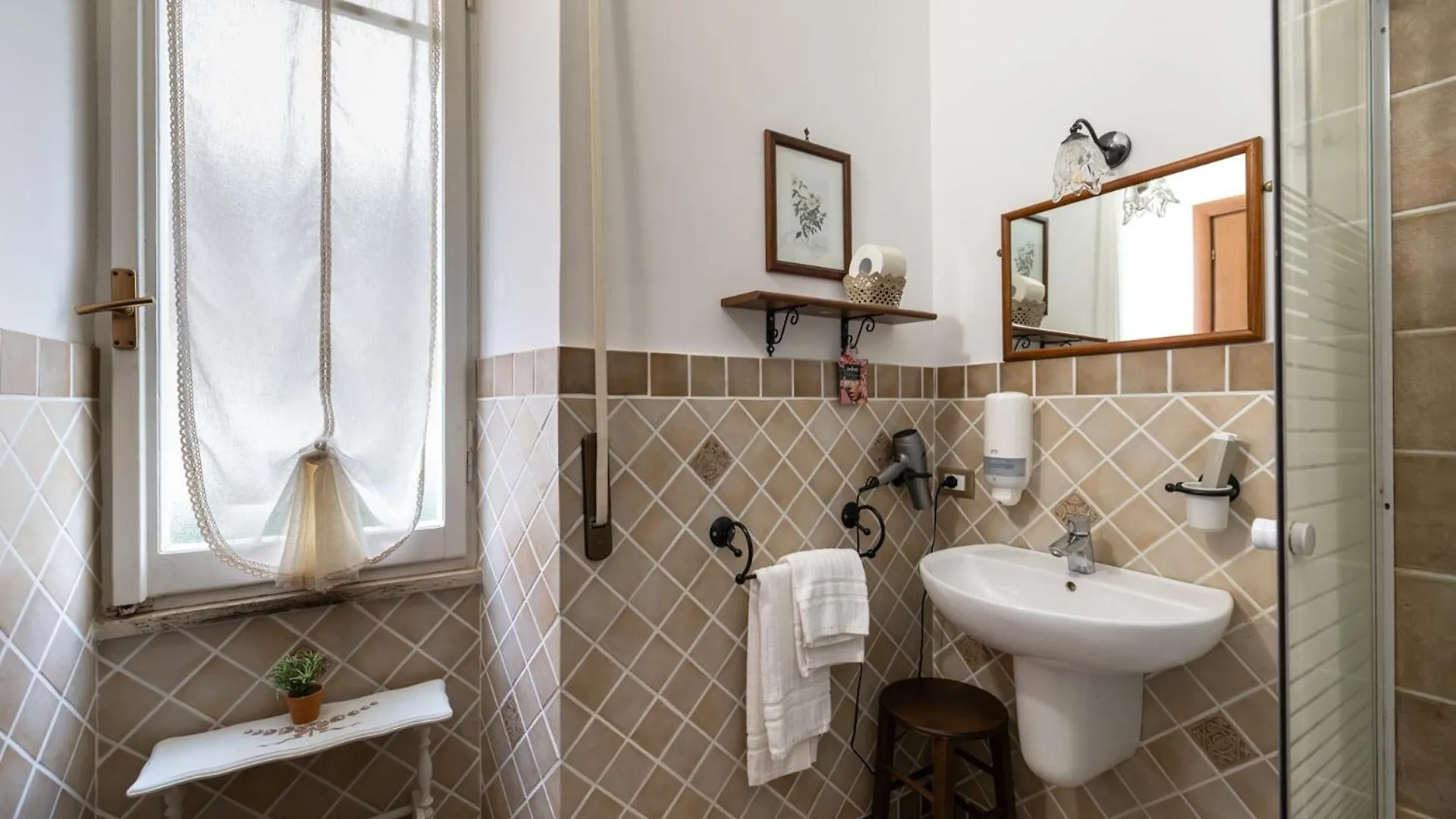 فندق مبيت وإفطار مبيت وإفطار تْشامبينو Casa Lollobrigida